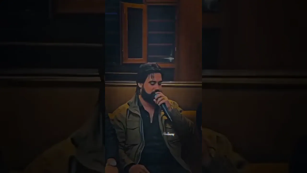 حەمە کرمشانی لە لای تۆ خۆشەویستی مڵک و ماڵو سەروەتە 🖤