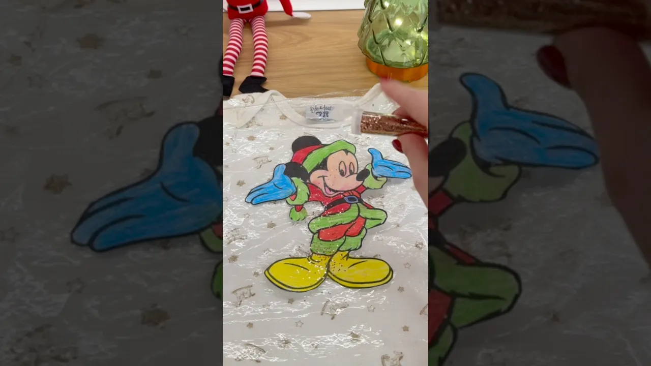 Never toss your child's drawings!#christmas #lifehacks #momhack #kids