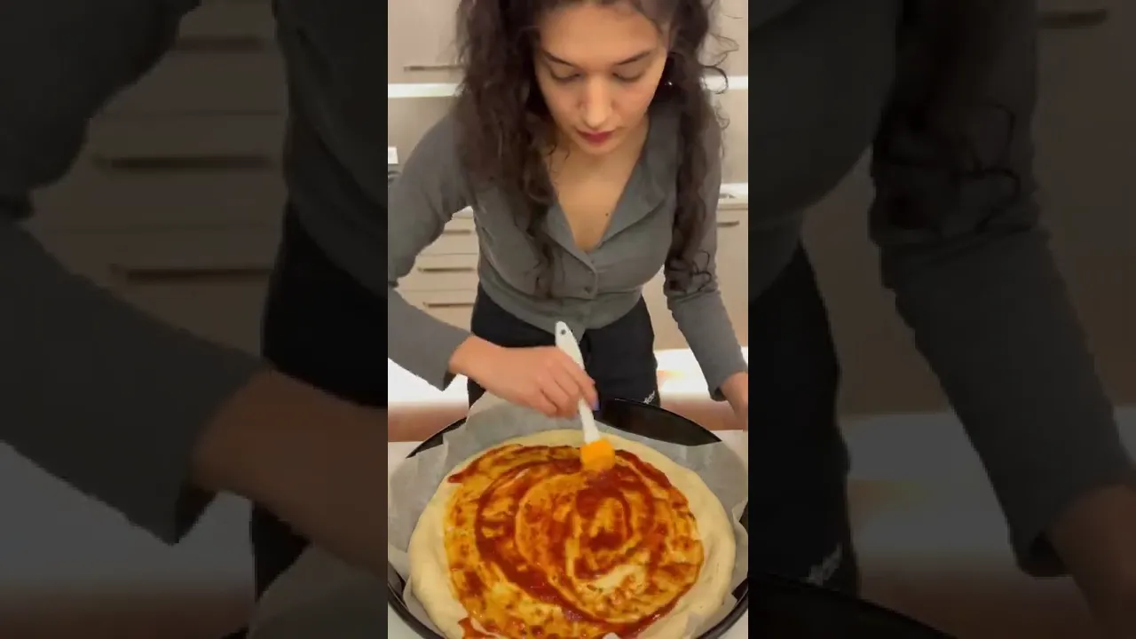 Dışardan Pizza 🍕 almaya son #pizza #asmr