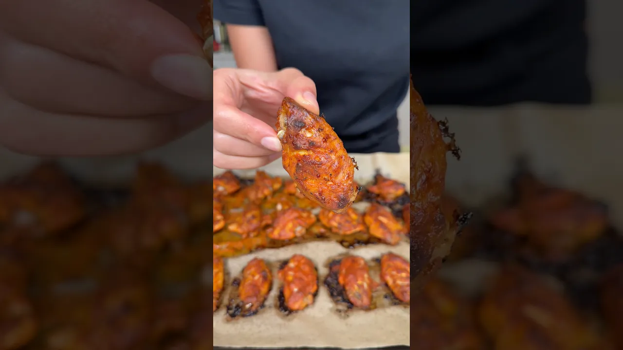 Fırında Mangal Kanat ｜ Chicken wings #busezeynep #chickenwings