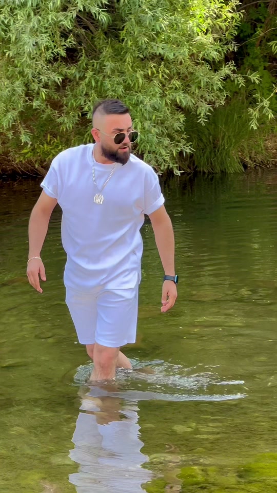 لە سروشتی جوان و گەرمی کوردستانەوە سڵاوی خوای گەورەتان لێبێ ماوەیەک...