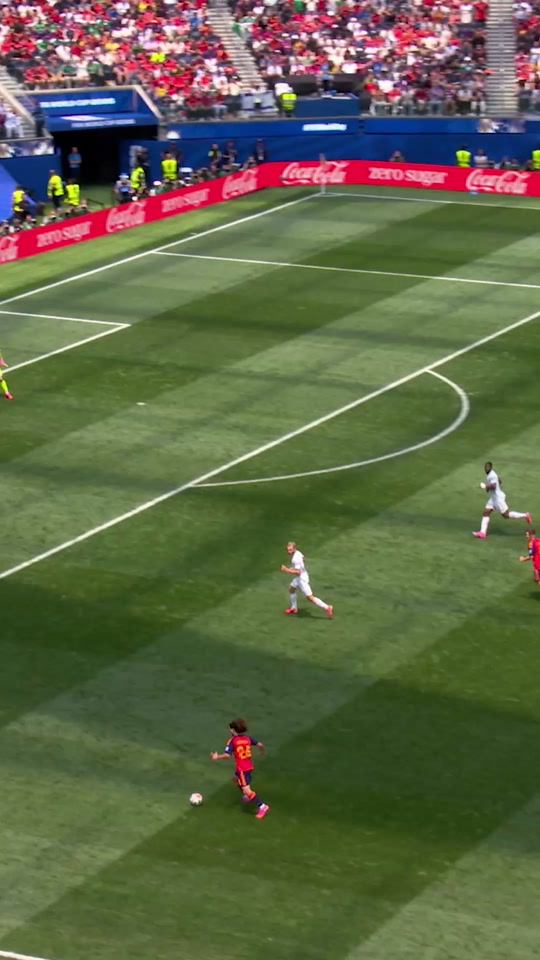 A textbook play to Oyarzabal 📖 #FIFAWorldCup