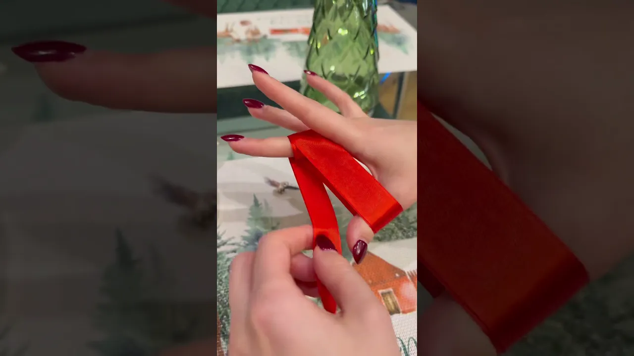 DIY bow for a Christmas tree or a gift. #christmas #christmasdecorations #diy #bow #bowhack #fypシ