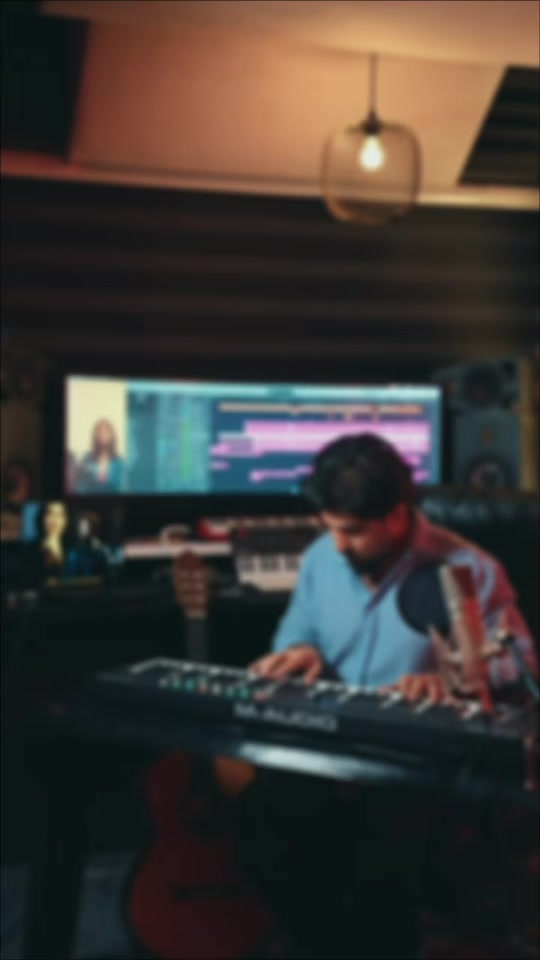 Singer ｜ Queen ( Leila Fariqi ) Music Producer ｜ Arsh Osman Orgenal P...