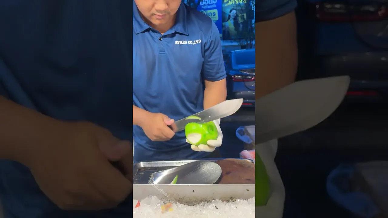 Perfect Green Guava – Fresh from Bangkok!
