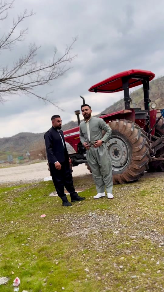 نەورۆزتان پیرۆز پێمان خۆشبو لە ئێستاوە پێتان بڵێین بەمزوانە بەرهەمێ...