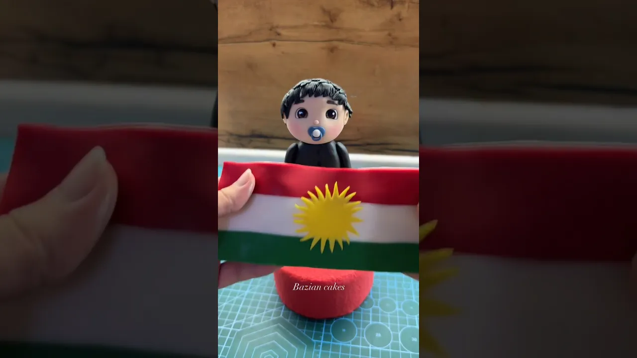 273 flag Kurdistan with the child❤️😍 #crochet #viral #کورد #views #kurdi #kurdistan #shortvideo #erb