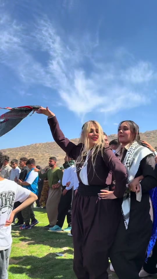 Nowroz Kurdistan bajari kermaşan ⧸نوروز کوردستان شهر کرماشان 😍😍😍