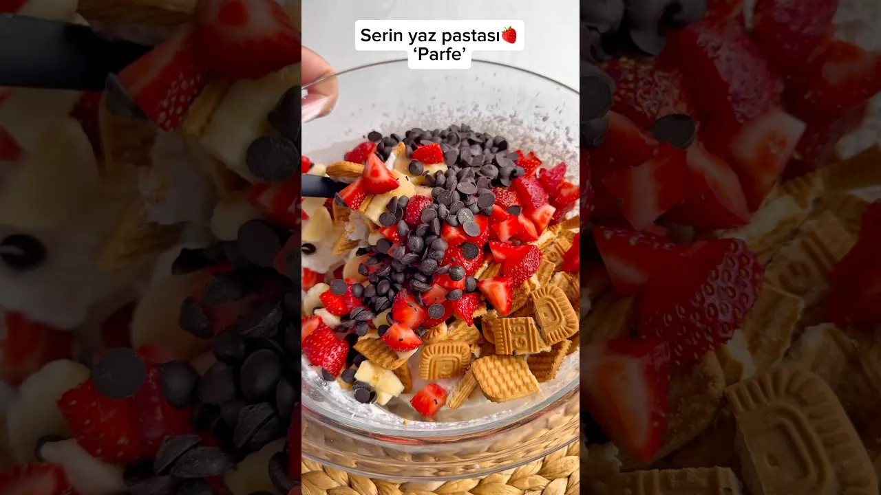 Parfe🍓 #food #tarif #globalcuisine #recipe #cooking #pratiktatlitarifleri #parfe #yaztatlısı