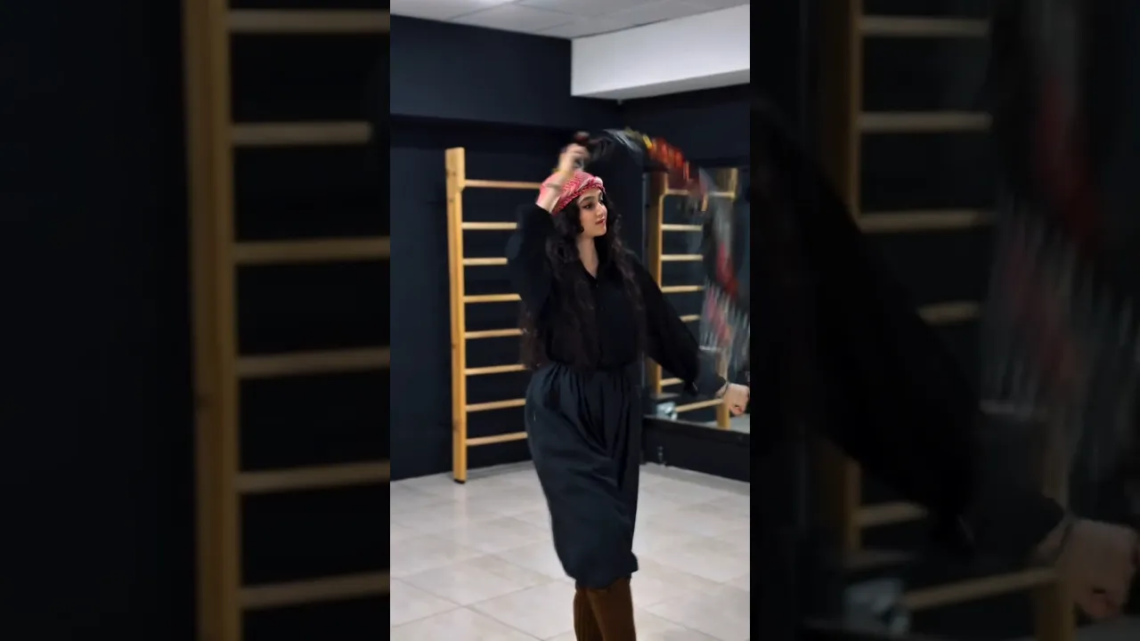 دەست و دڵ بەیەکەوە،تەنیا نابن،ڕۆژێک سەرفراز دەبین.