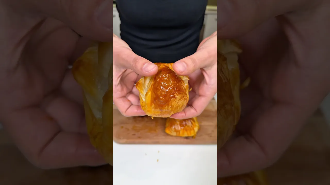 Egg Puffs 🇮🇳 Indian Street Food 🤌🏼. #egg #eggpuff #busezeynep