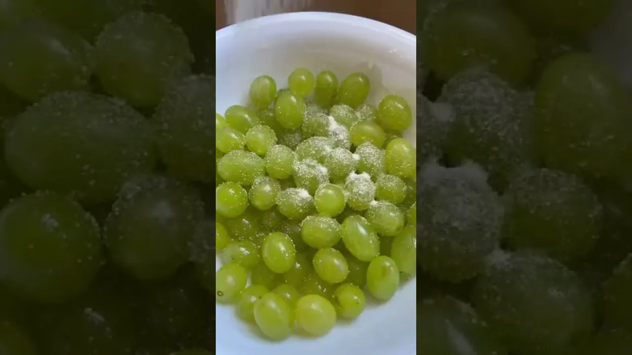 Üzümü birde böyle yiyin #üzüm #grapes #shorts