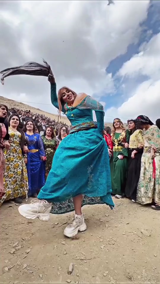 کوردیش دنس ⧸ kurdish dance #کورد #کوردستان #کرماشان#سنندج #ایلام #کو...