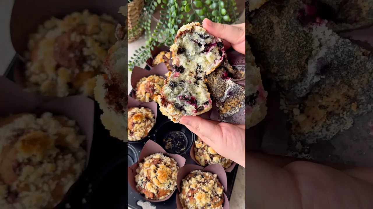 Orman meyveli, çikolatalı ve kırıntılı muffin😍Tarif yorumda✍️ #recipe #tarif #food #muffins #cake