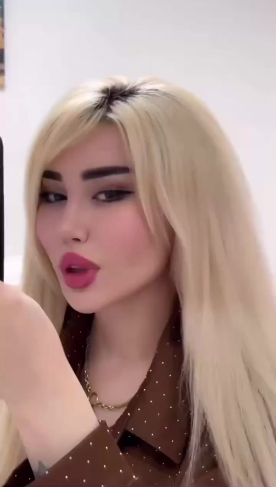زۆر لە مێژە کە دەمهەوێ … ❤️‍🩹 ئەم گورانیەی هونەرمەند میکاییلم ساڵی 20...