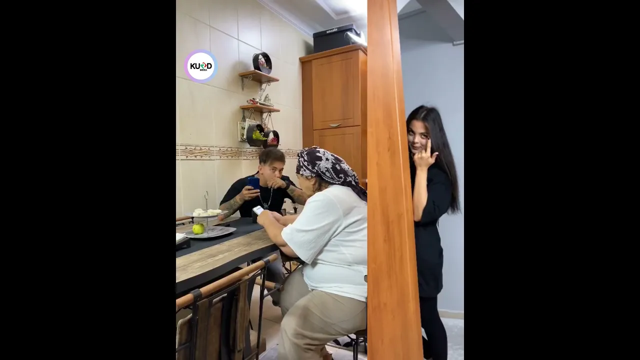 حاڵی ئه‌وانه‌ی له‌گه‌ڵ خه‌سوویان ئه‌ژین 😁