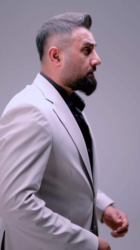 هەمویان دێن و دەڕۆن…..