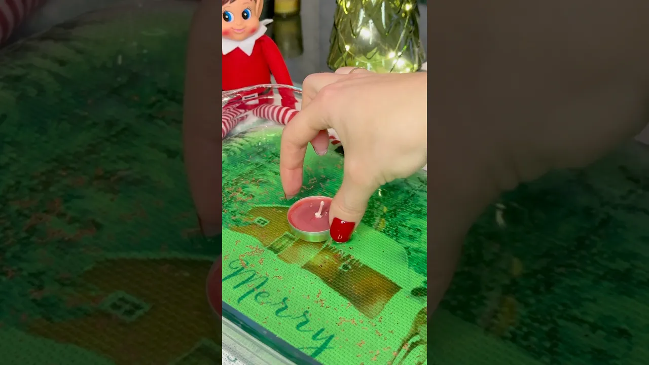 Elf on the shelf.I wish I knewthis last Christmas 🎄 #christmas #lifehacks #viral