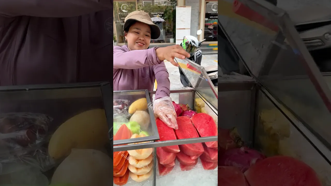 Amazing Fresh Fruit Cutting in Bangkok