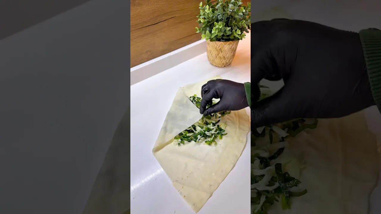 1 yufkadan 4 adet gözleme😍#food #tarif #globalcuisine #pratiktarifler #pratiktatlitarifleri #recipe