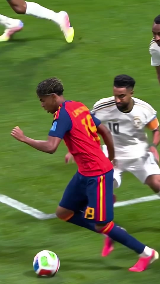 LY doing LY things. #FIFAWorldCup