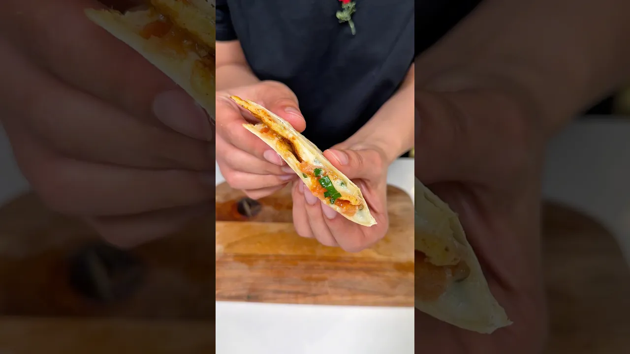 Yumurtan varsa dene ｜ Börek #egg #busezeynep #tortilla