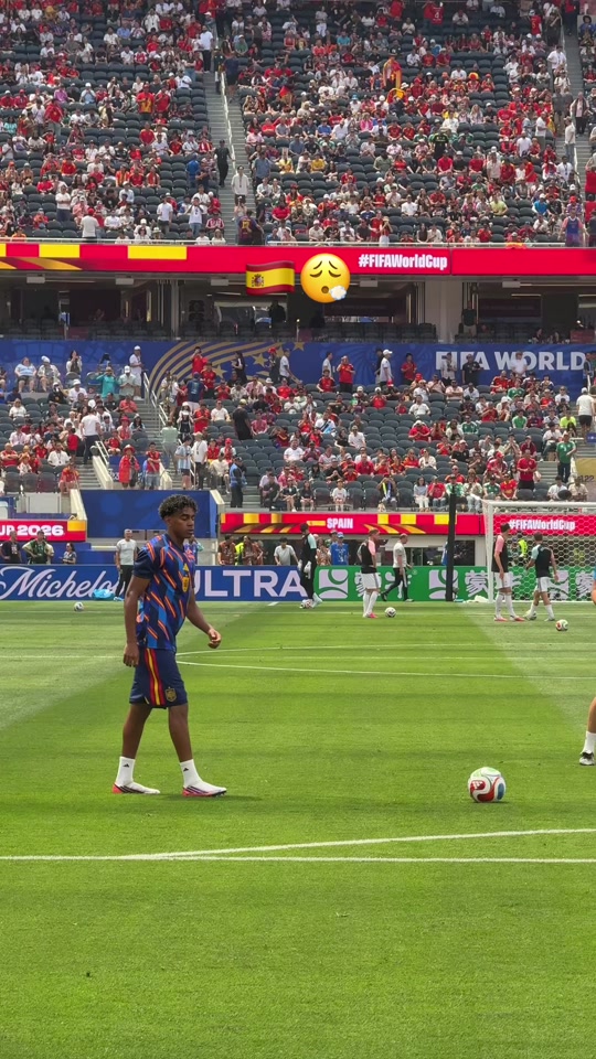 Top bins! 🎯🇪🇸 #FIFAWorldCup.