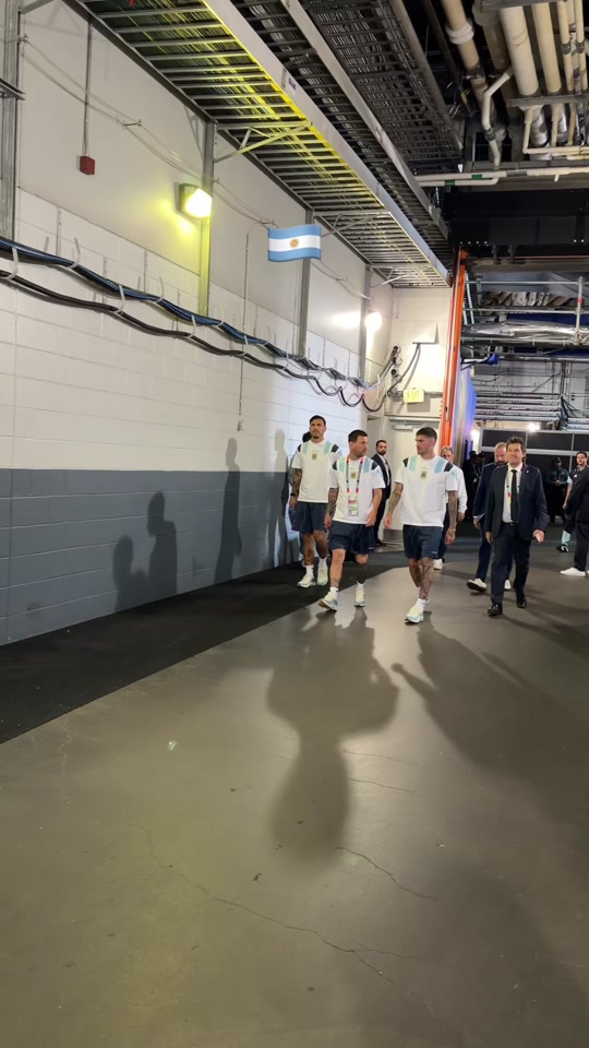 In the building… Argentina! 🇦🇷🏟️ #FIFAWorldCup