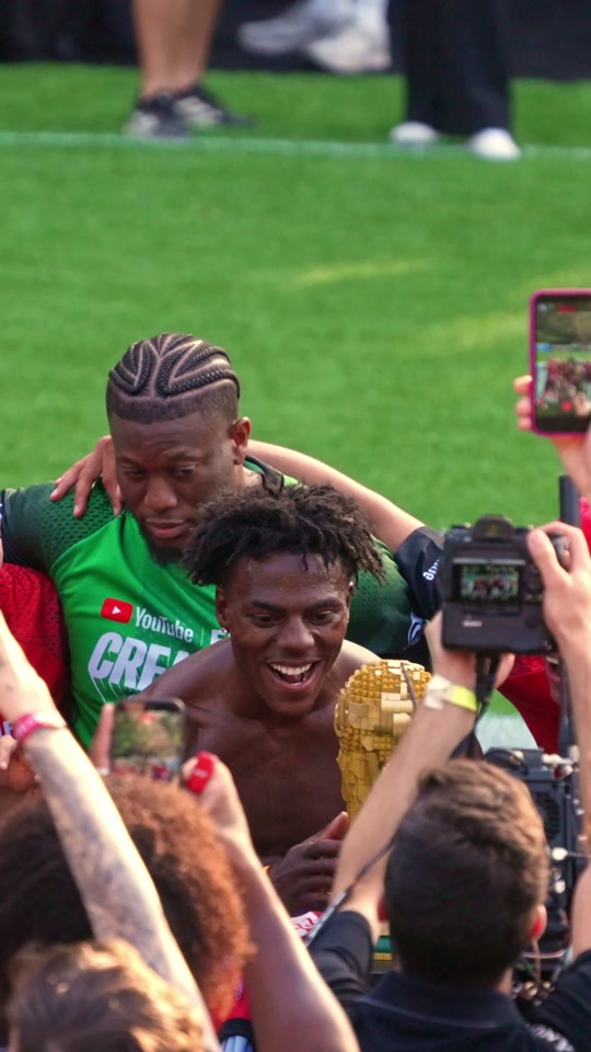 What a moment for Team Speed! 🏆