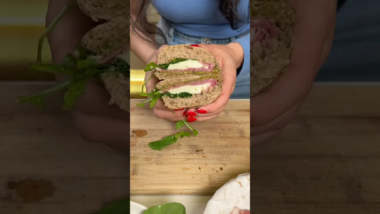 #sandvich #pesto #busezeynep