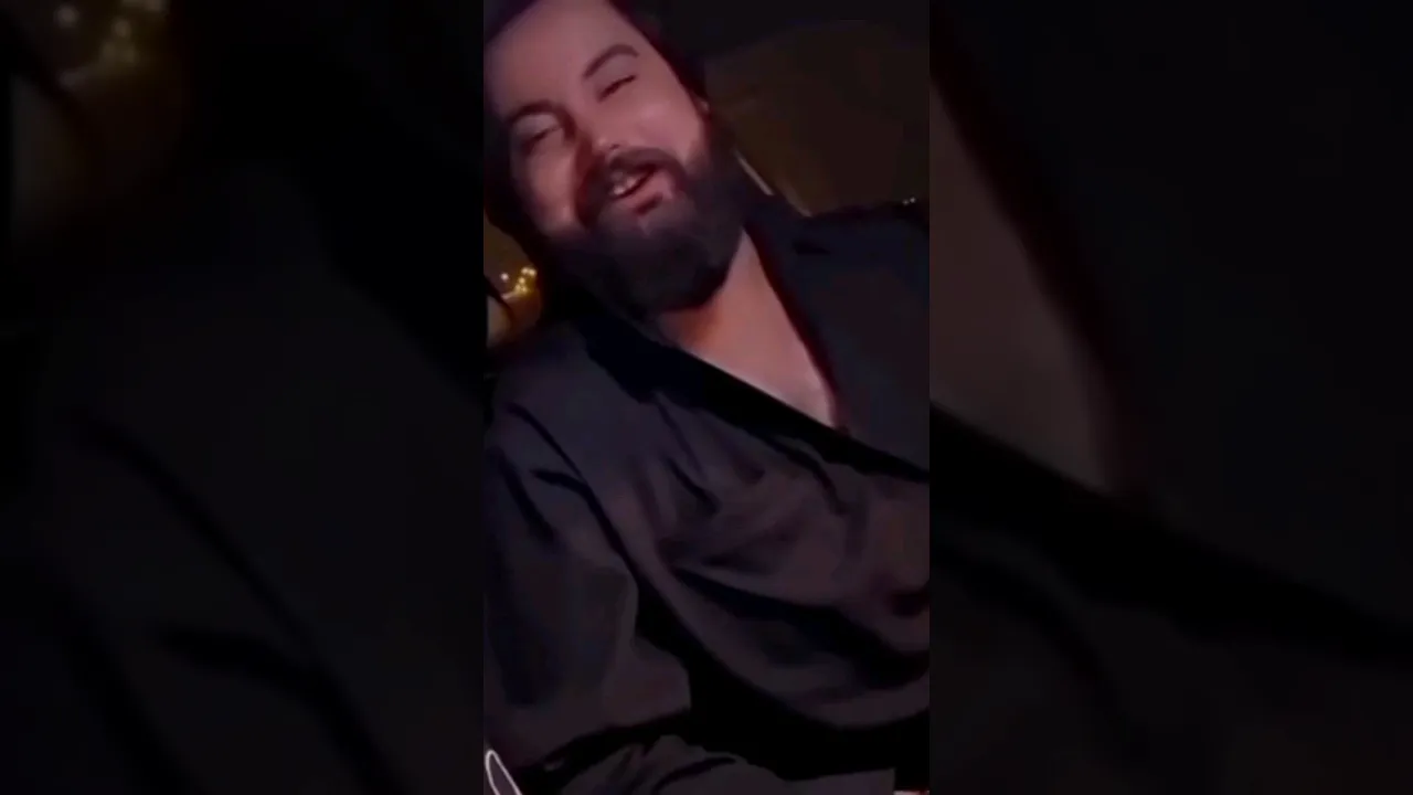 حەمە کرمشانی من هێشتا هەر بە هیواتم جەرگو دڵی ڕزیوم 🖤