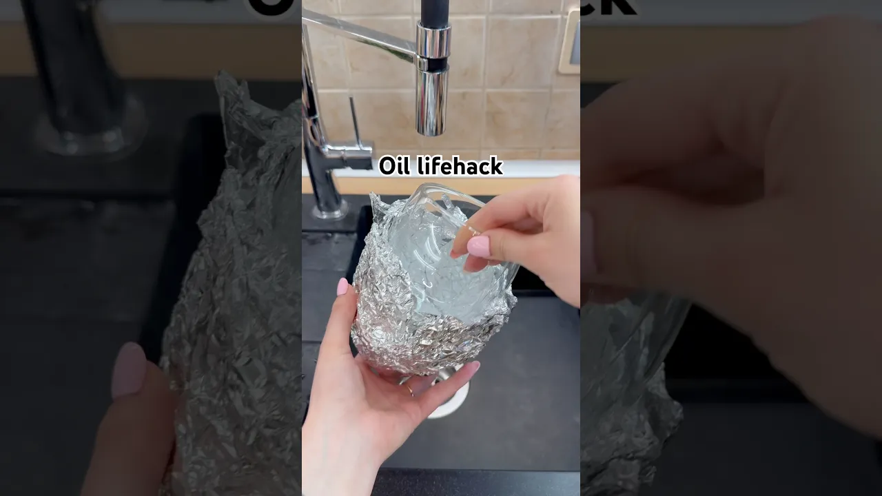 Old oil life hack😲 #lifehack