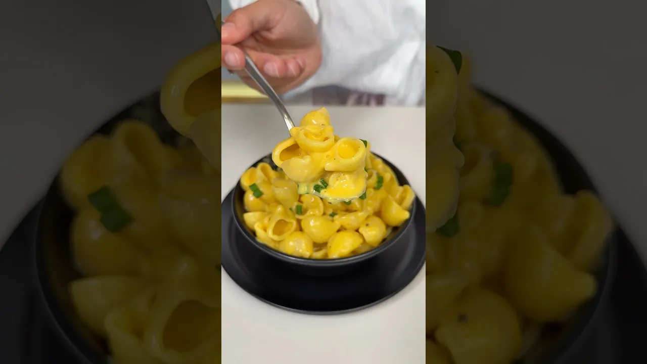 Mac and Cheese 🧀 quick #busezeynep #macandcheese #pasta