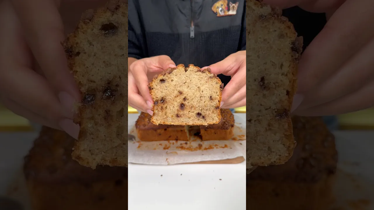 Chocolate Chip Banana Bread. #chocolatechipcookies #busezeynep