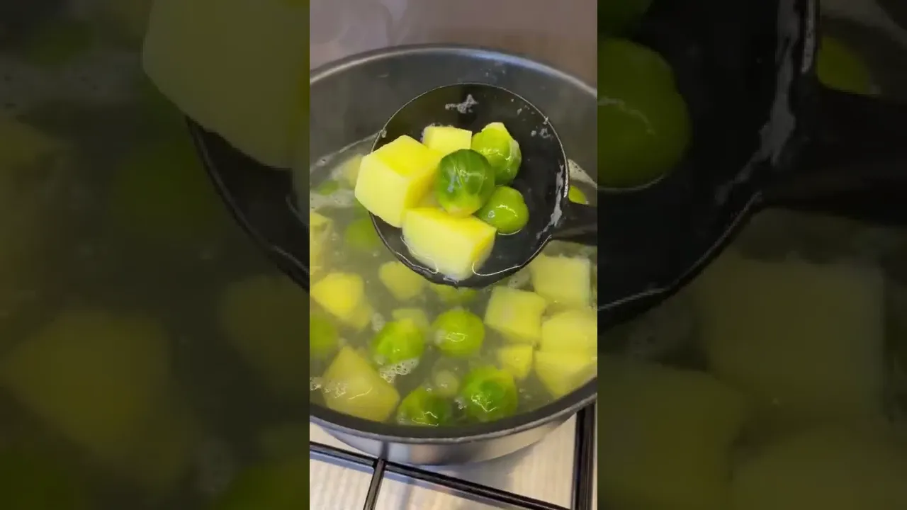Patates ve Lahana varsa bunu dene 🥬 #kremalı #garnitür #short #brussels