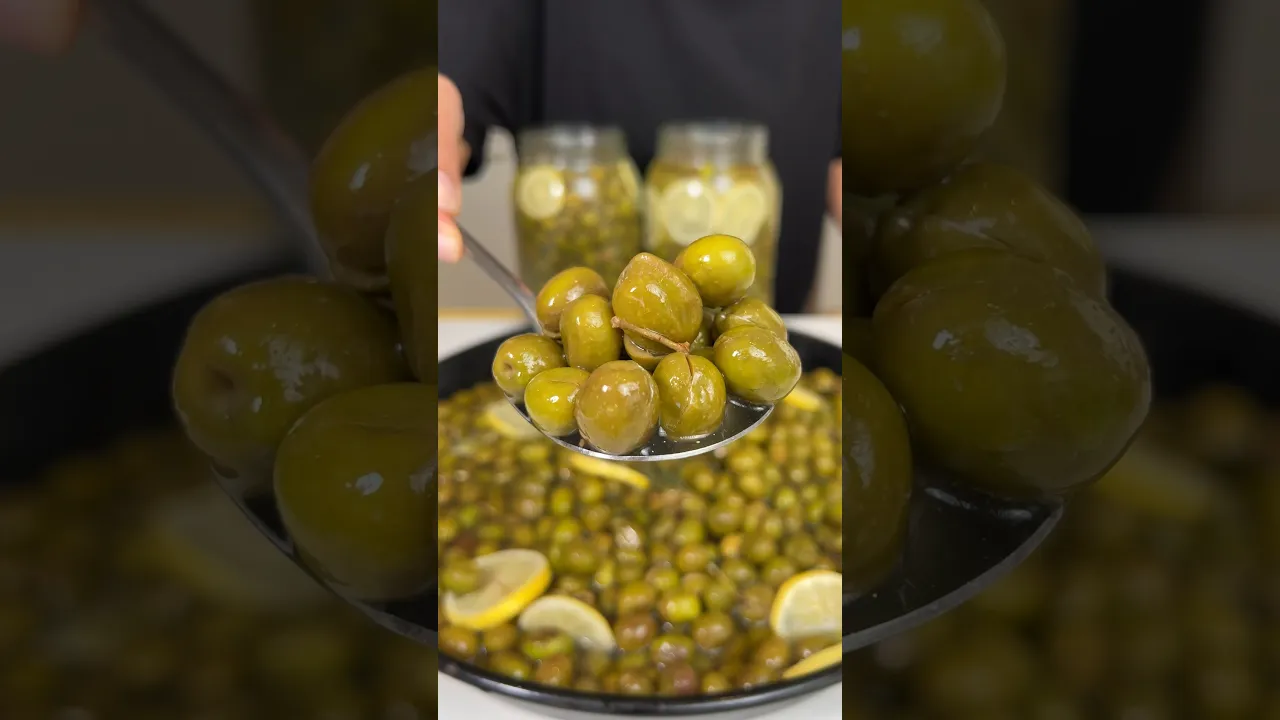 Zeytini böyle kur, cıvıma küflenme yok #olive #oliveoil #busezeynep #shorts