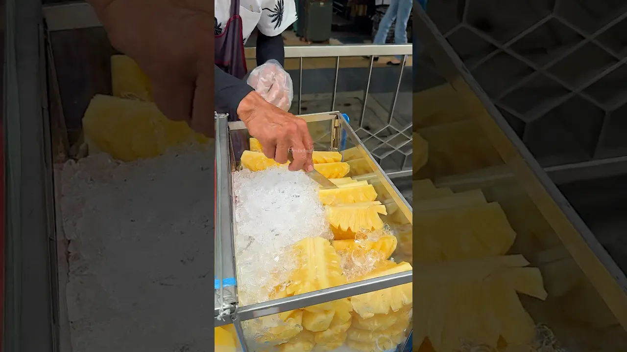 Only 60 Cents for This Super Juicy Fruit in Bangkok!
