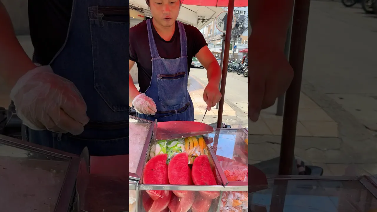 Bangkok's Amazing Fresh Fruit Seller
