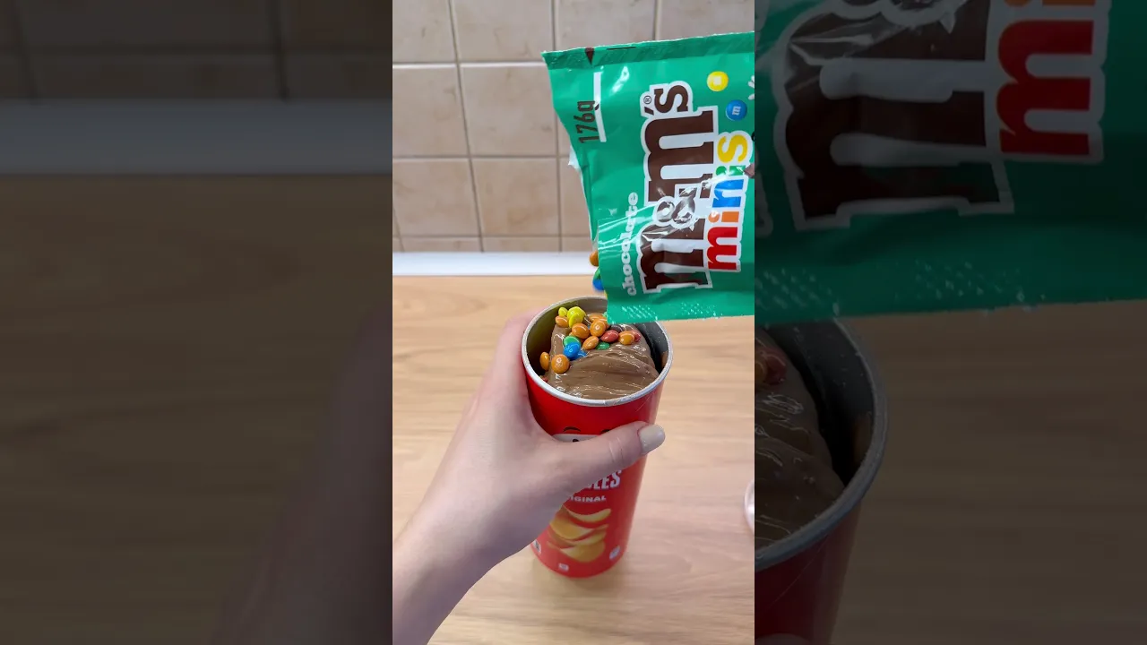 Viral Chocolate Pringles Hack😱#chocolate #viral