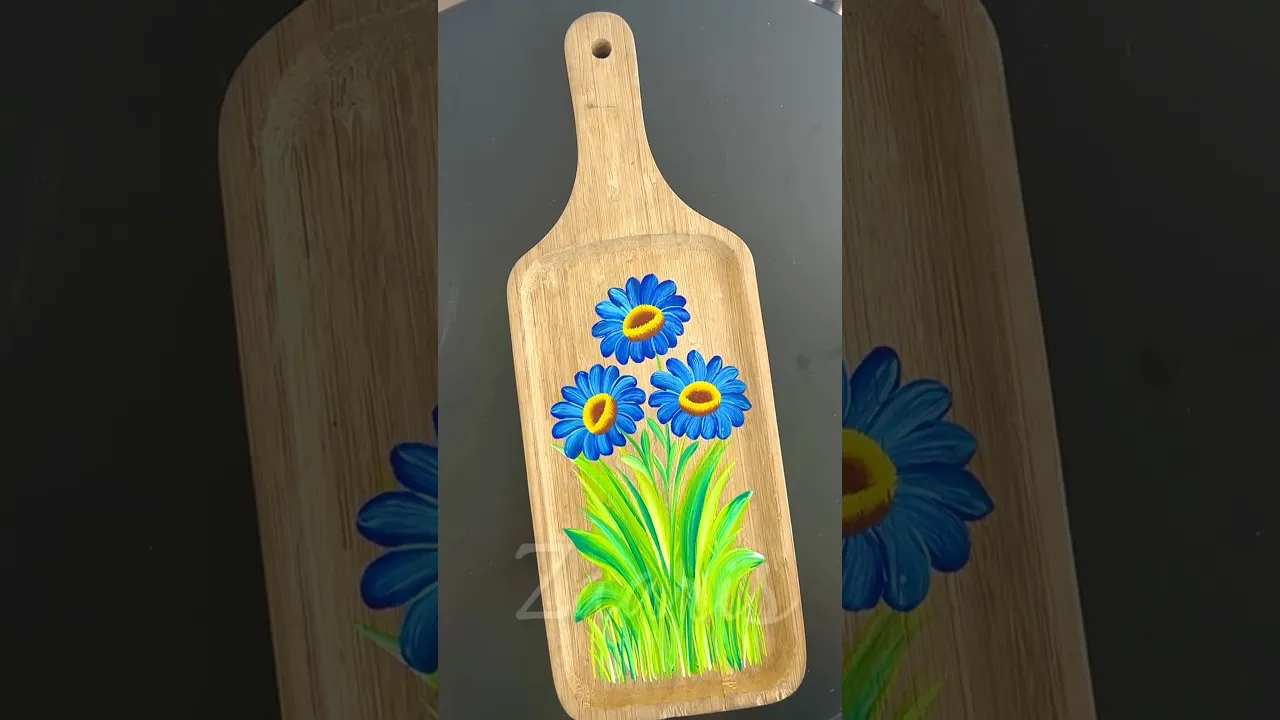 1244 🫶💙🌿🌼💯🫶Beautiful BLUE DAISIES & GRASS painting on a wooden cheese board 🎨🌼🫶💯✨🎊🧿 #shorts