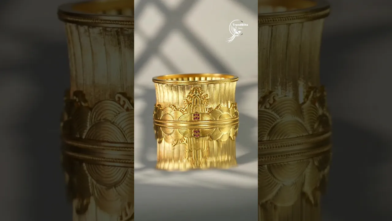Nearly Two Taels of Gold Turned Into an Exquisite Royal Handcrafted Napkin Cover