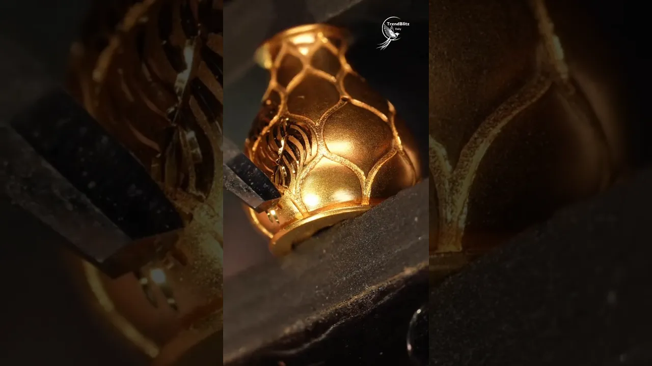 Golden Lotus Blossom Gold Pendant ｜ Symbol of Prosperity, Peace & Royal Craft Heritage