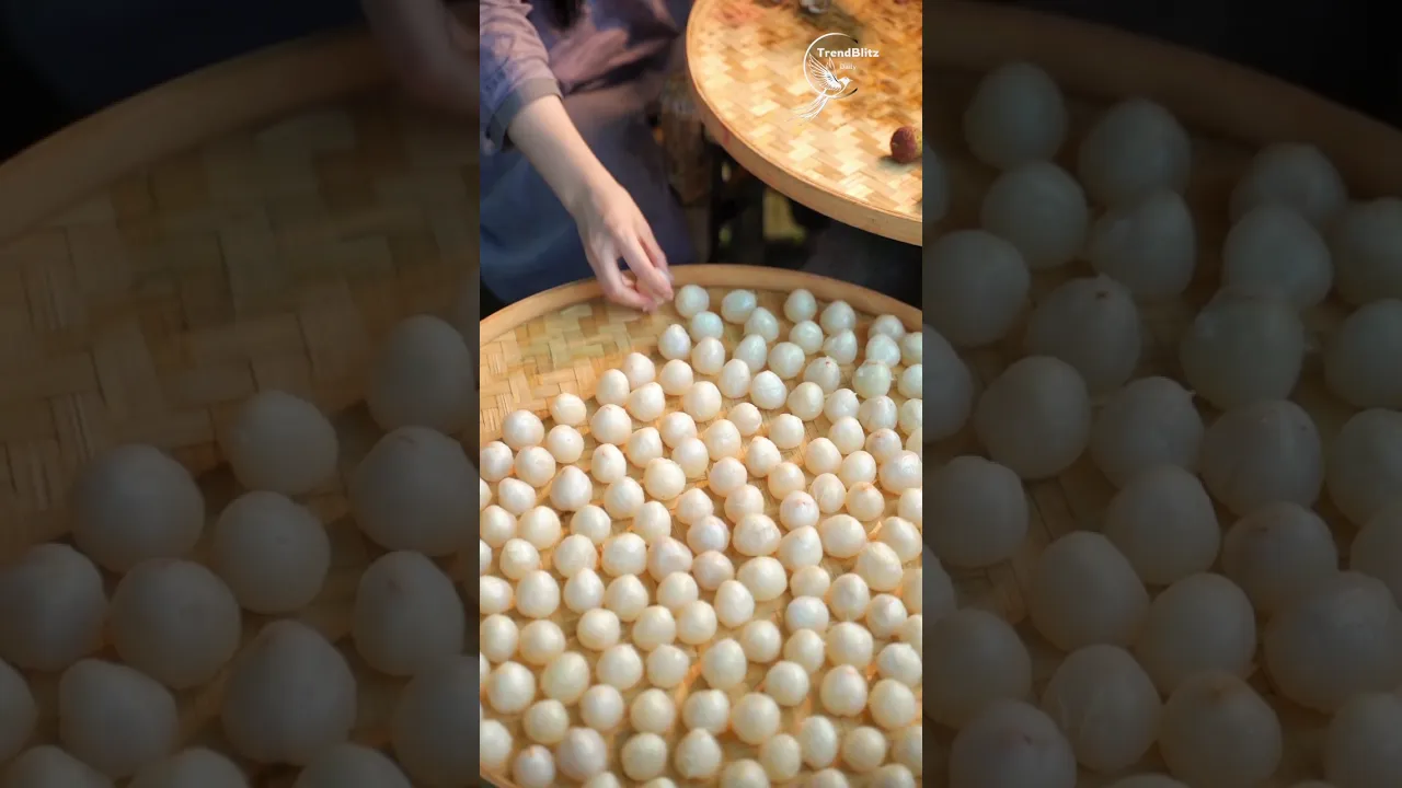 Lychee Incense Ritual： A Moment of Stillness, Tradition, and New Year Blessings