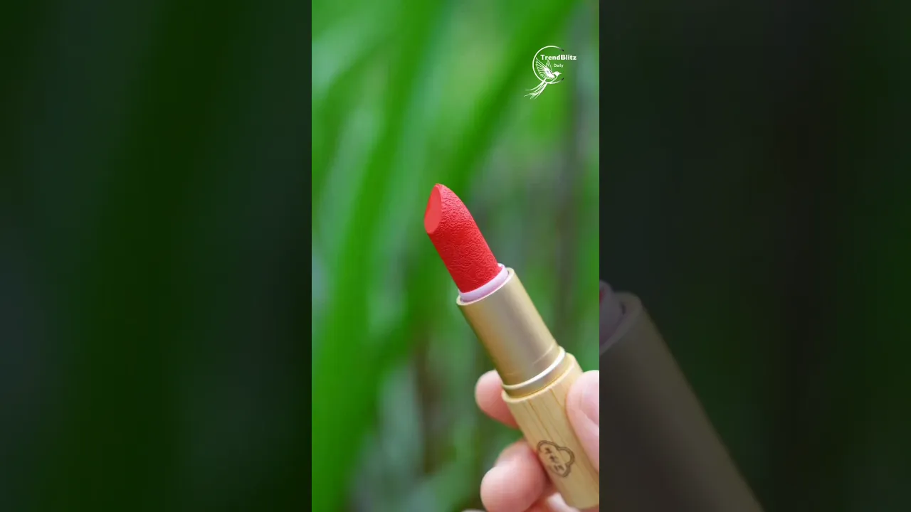Ancient Cochineal Secret： Months of Patience Become Pure Chinese Red Lipstick