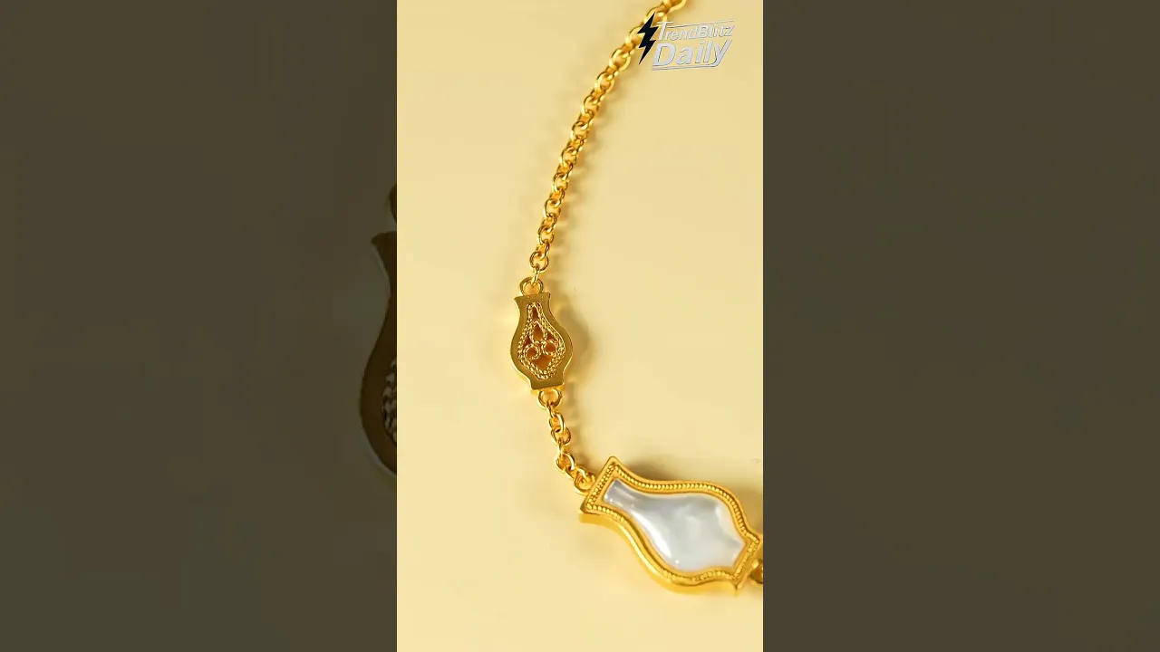 Golden Handmade Bottle ｜ A Luxury Craft of Peace, Art & Timeless Heritage