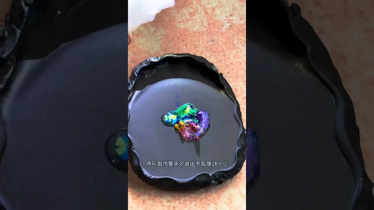 Mesmerizing Chinese Calligraphy Technique： Layered Ink Art That Looks 3D Floating
