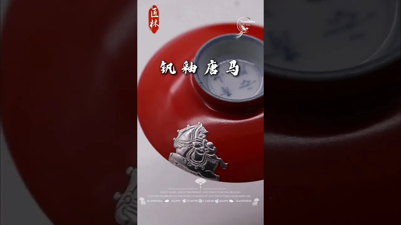 Timeless Hanfu Heritage： Ancient Culture Awakens Fortune & Prosperity