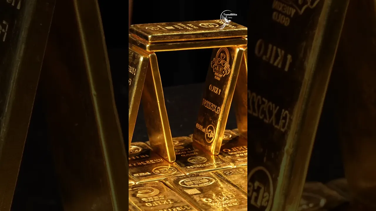 Handcrafted Gold Pendant Art Showcasing Royal Craftsmanship & Cultural Heritage Luxury