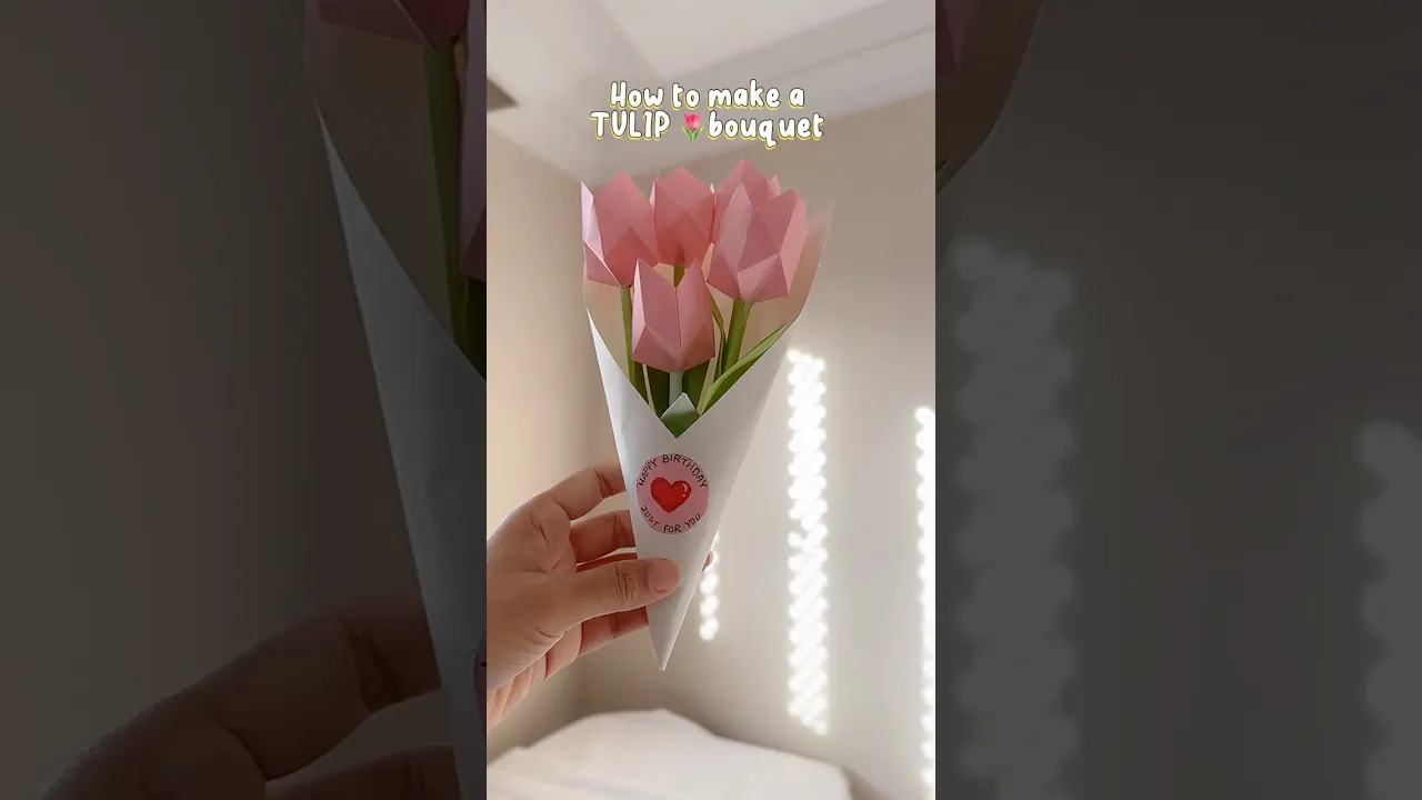 DIY Tulips 🌷 Bouquet ✨#shorts #art #diy #muktaartandcraft #youtubeshorts