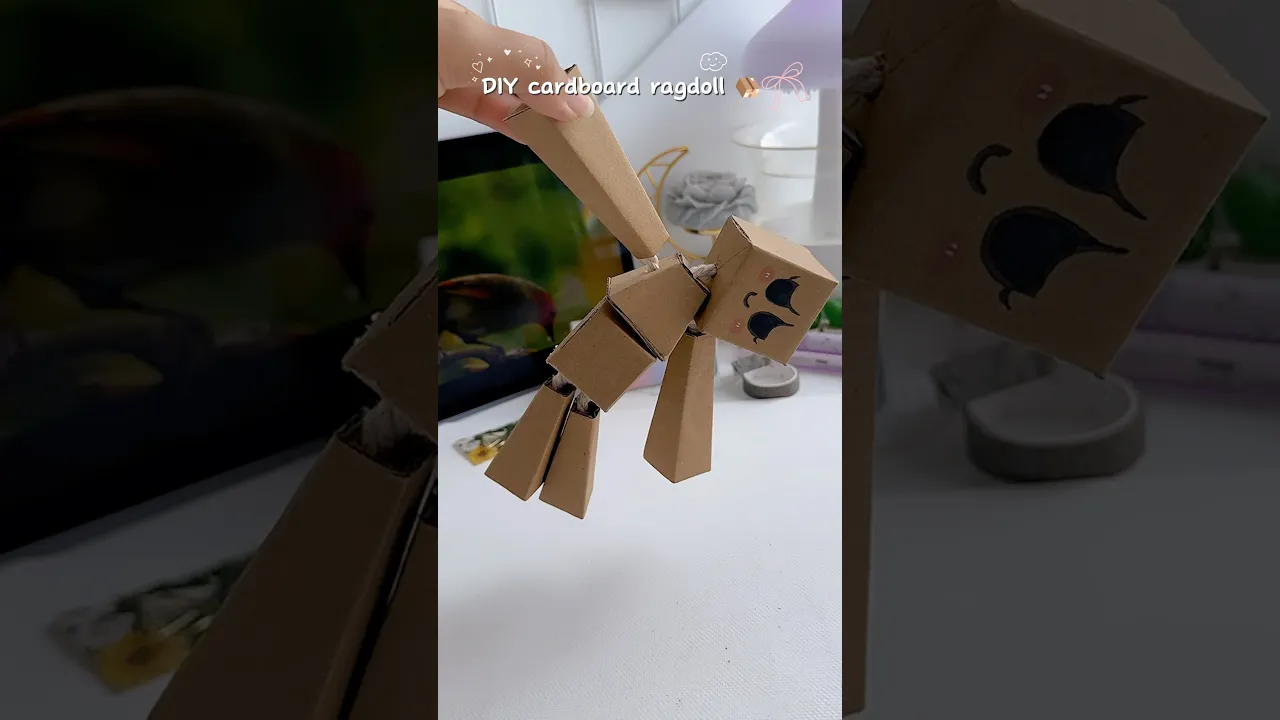 DIY cardboard doll ideas🤩✨#shorts #art #diy #muktaartandcraft #youtubeshorts